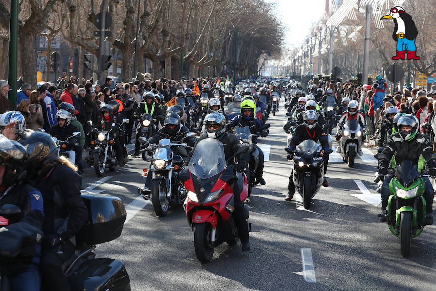 Ambiente en el desfile de banderas de Pingüinos en Valladolid (Parte 6)