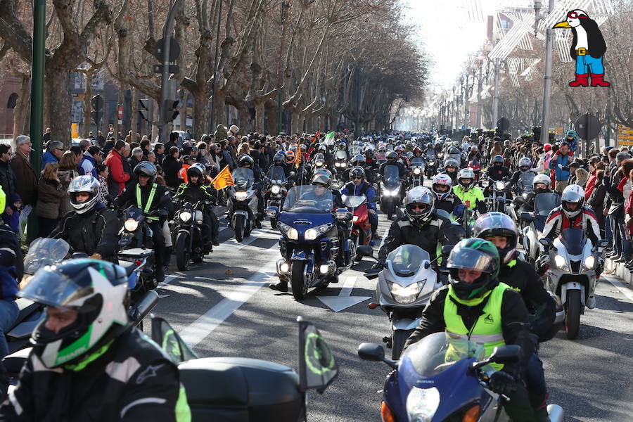 Ambiente en el desfile de banderas de Pingüinos en Valladolid (Parte 6)