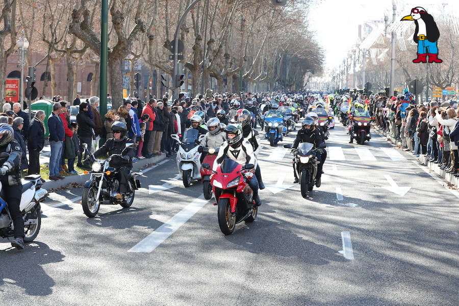 Ambiente en el desfile de banderas de Pingüinos en Valladolid (Parte 7)