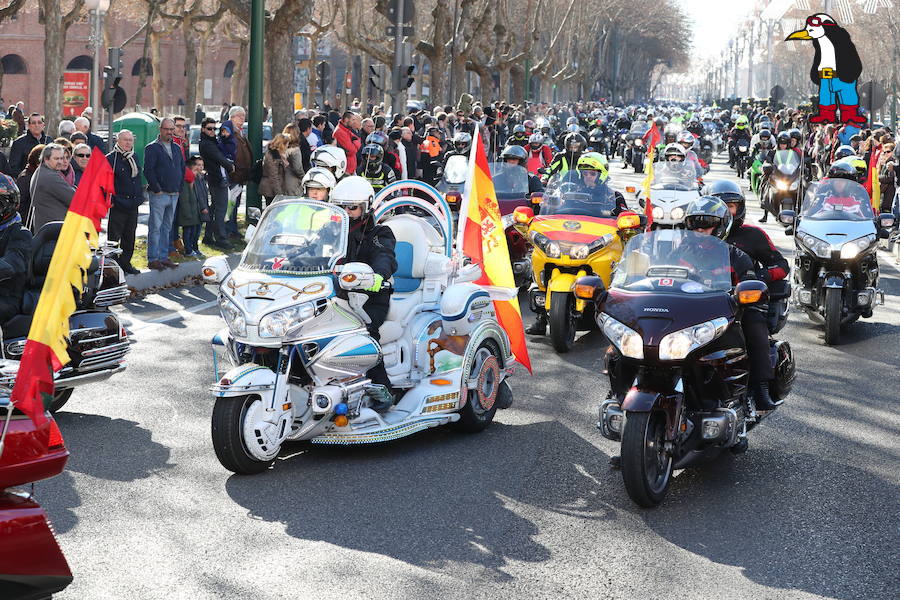 Ambiente en el desfile de banderas de Pingüinos en Valladolid (Parte 7)