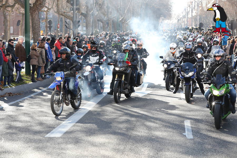 Ambiente en el desfile de banderas de Pingüinos en Valladolid (Parte 7)