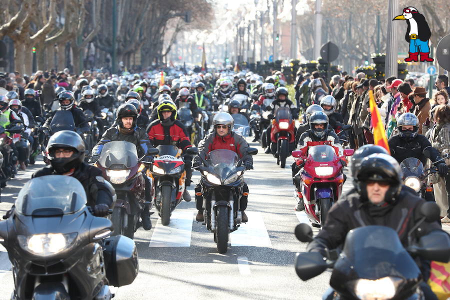 Ambiente en el desfile de banderas de Pingüinos en Valladolid (Parte 7)