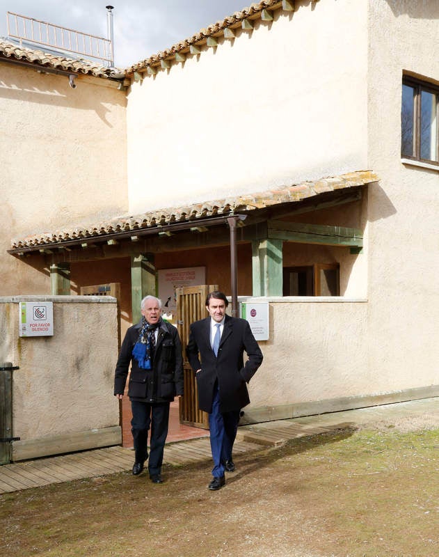 El consejero de Fomento y Medio Ambiente visita las localidades de Villarramiel, Paredes de Nava y Fuentes de Nava