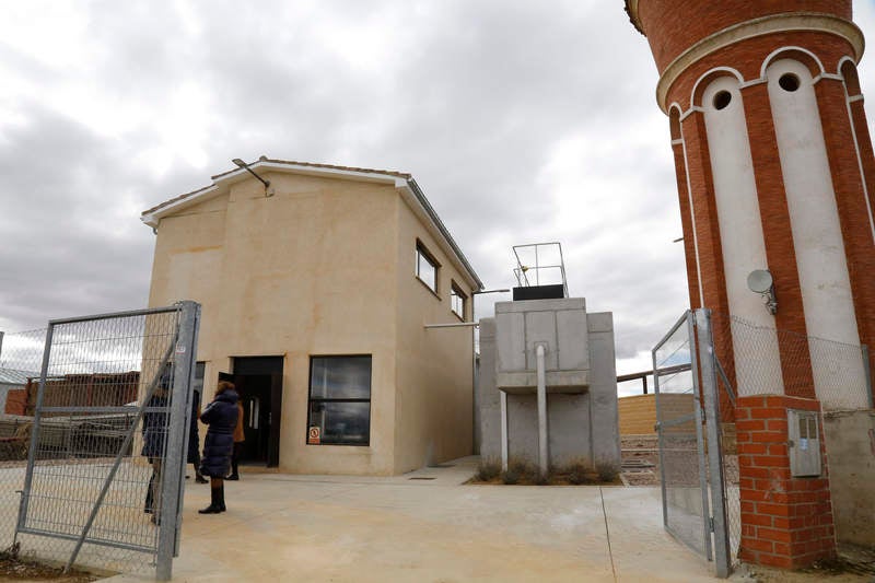 El consejero de Fomento y Medio Ambiente visita las localidades de Villarramiel, Paredes de Nava y Fuentes de Nava