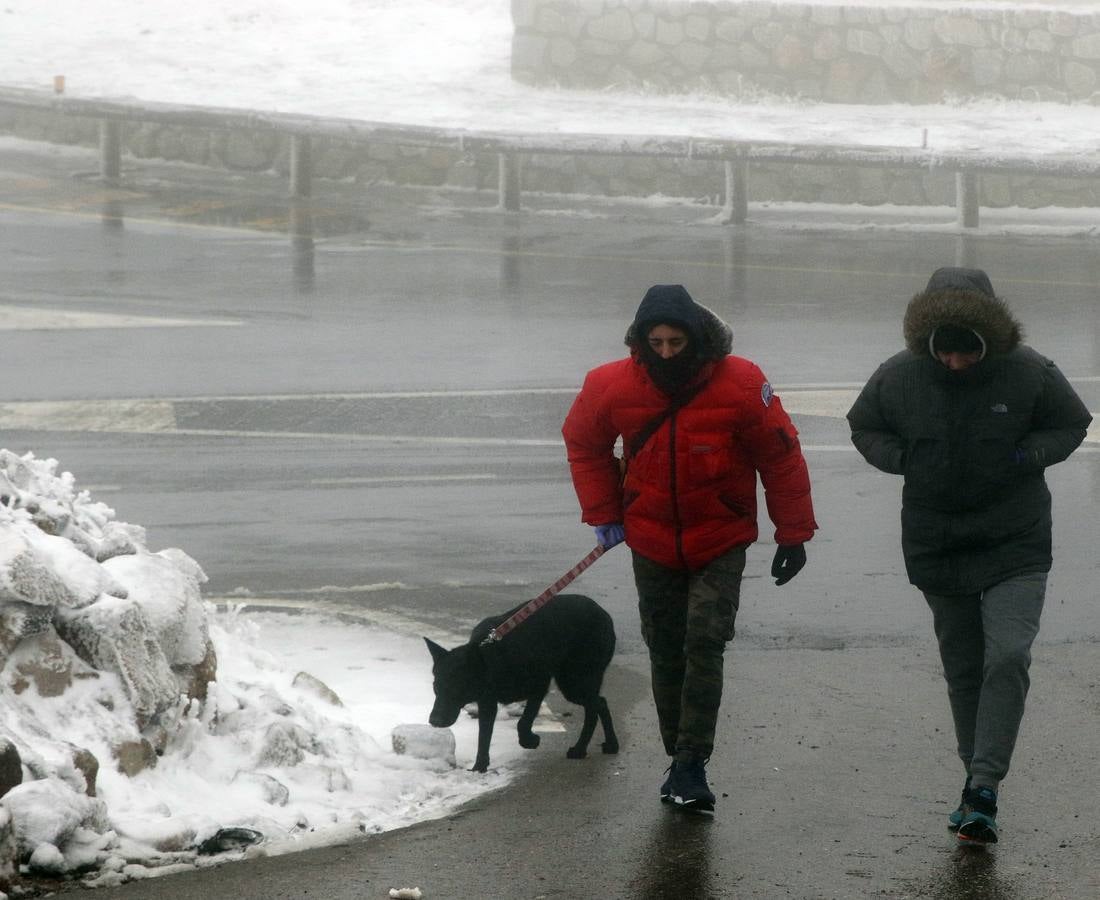 Frío en Segovia y nieve en Navacerrada