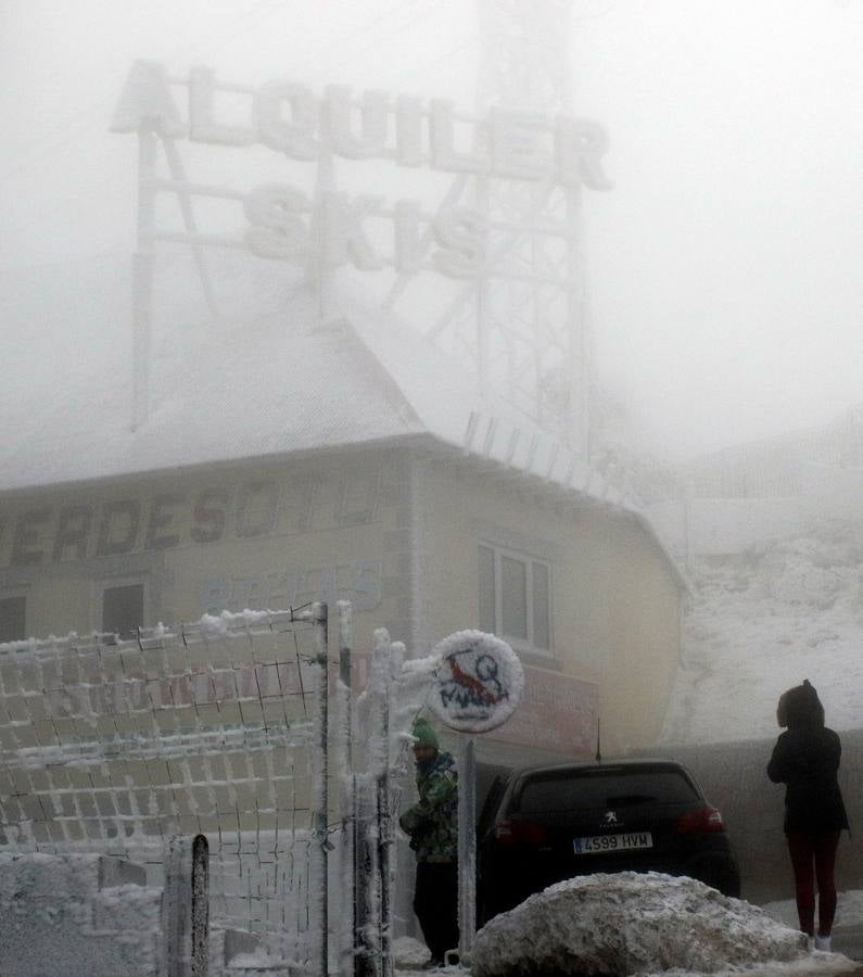 Frío en Segovia y nieve en Navacerrada