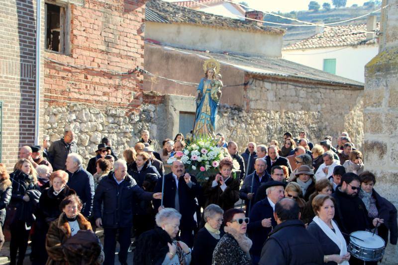 Celebración en Cevico Navero (Palencia) de su día grande en honor a la Virgen de la Paz