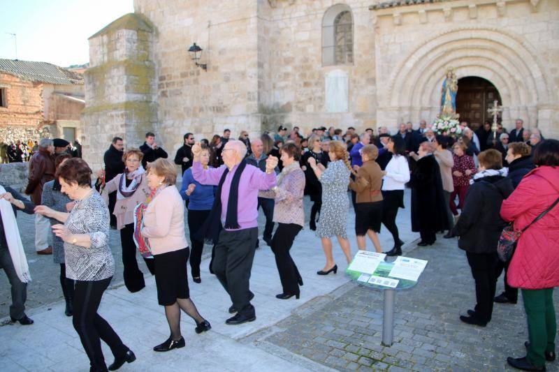 Celebración en Cevico Navero (Palencia) de su día grande en honor a la Virgen de la Paz
