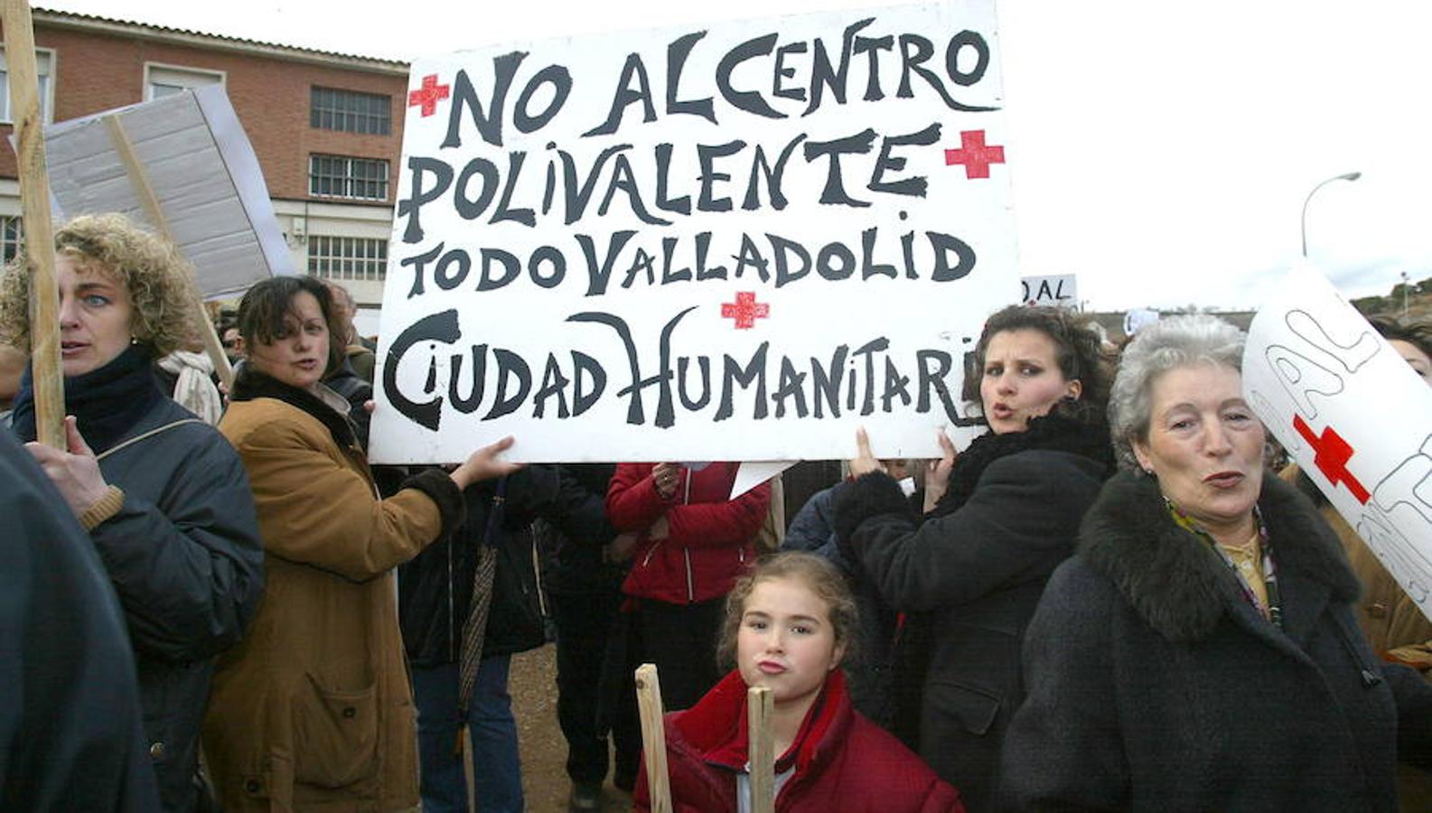 Así protestaban los vecinos contra el &#039;macrocentro&#039; de Cruz Roja en Girón en 2002