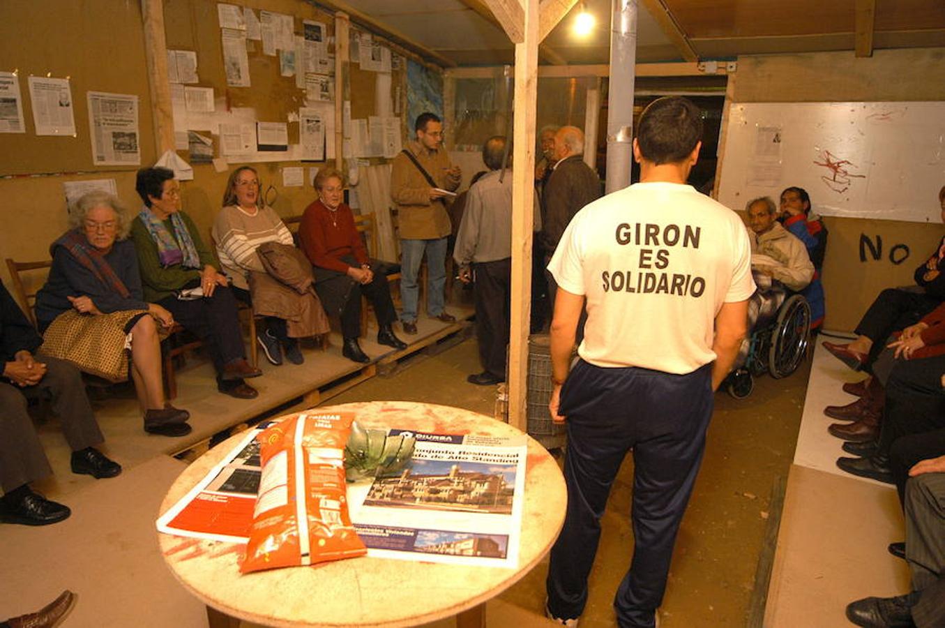 Así protestaban los vecinos contra el &#039;macrocentro&#039; de Cruz Roja en Girón en 2002