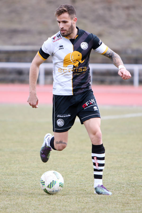 Partido de Tercera División entre Unionistas de Salamanca y el CD Numancia B