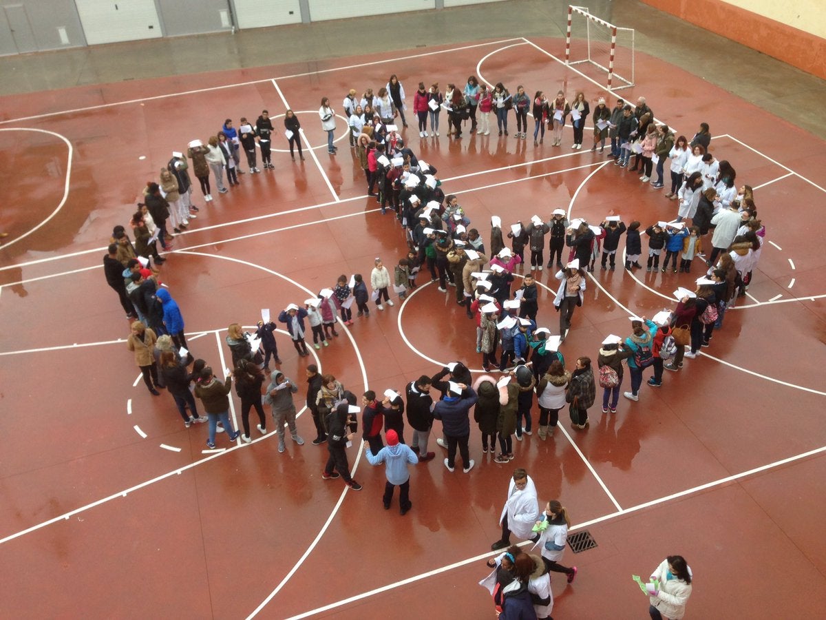 Día de la Paz en el Colegio Santa Micaela.