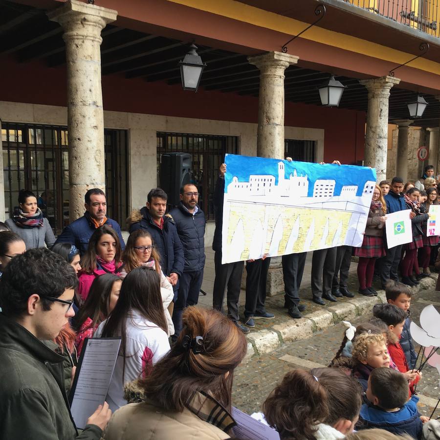 El Colegio Divina Providencia de Tordesillas celebra el Día de la Paz.