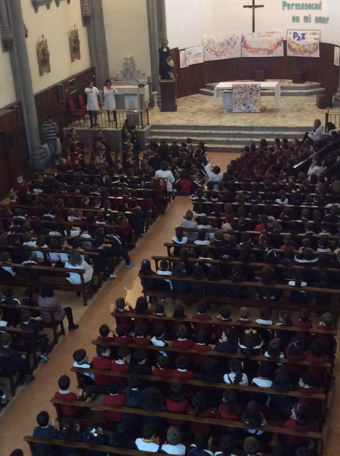 Día de la Paz en el Colegio de Nuestra Señora de Lourdes.