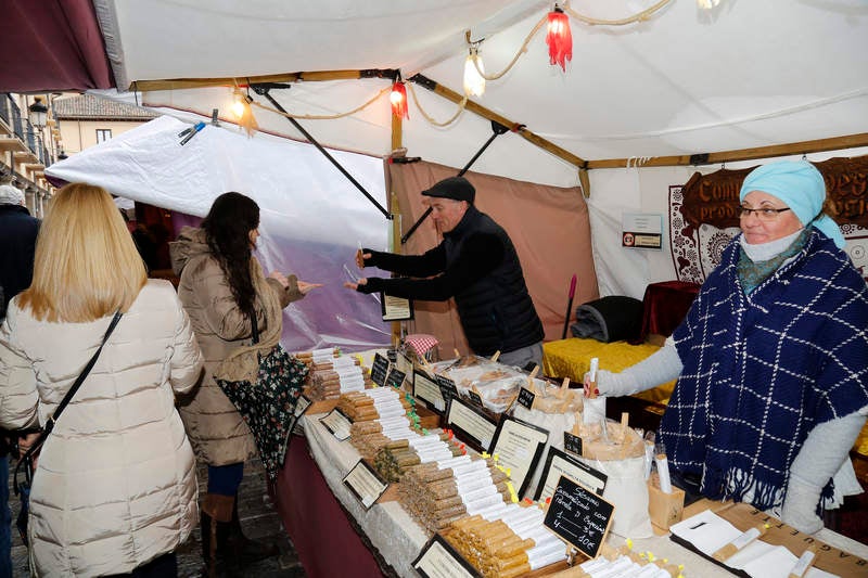 Mercado Tradicional de las Candelas en la Plaza Mayor de Palencia