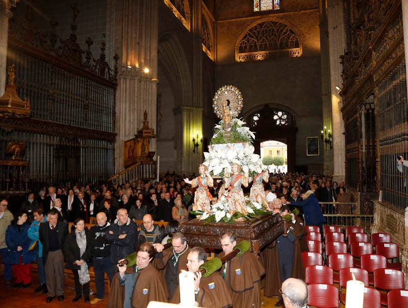 Palencia celebra la festividad de la Virgen de la Calle