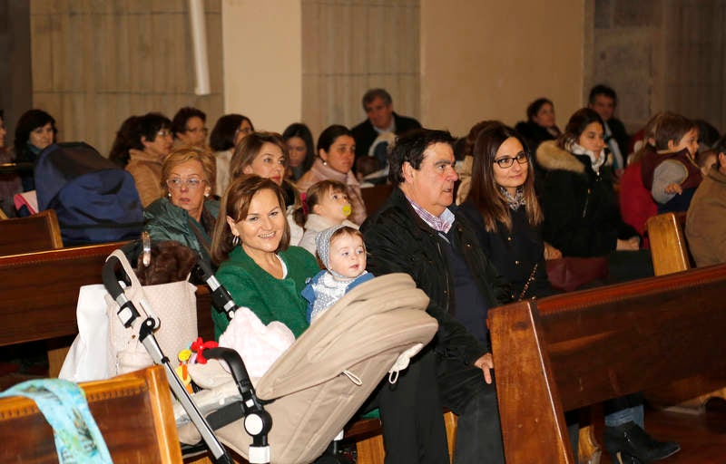 Bajo el manto protector de la patrona