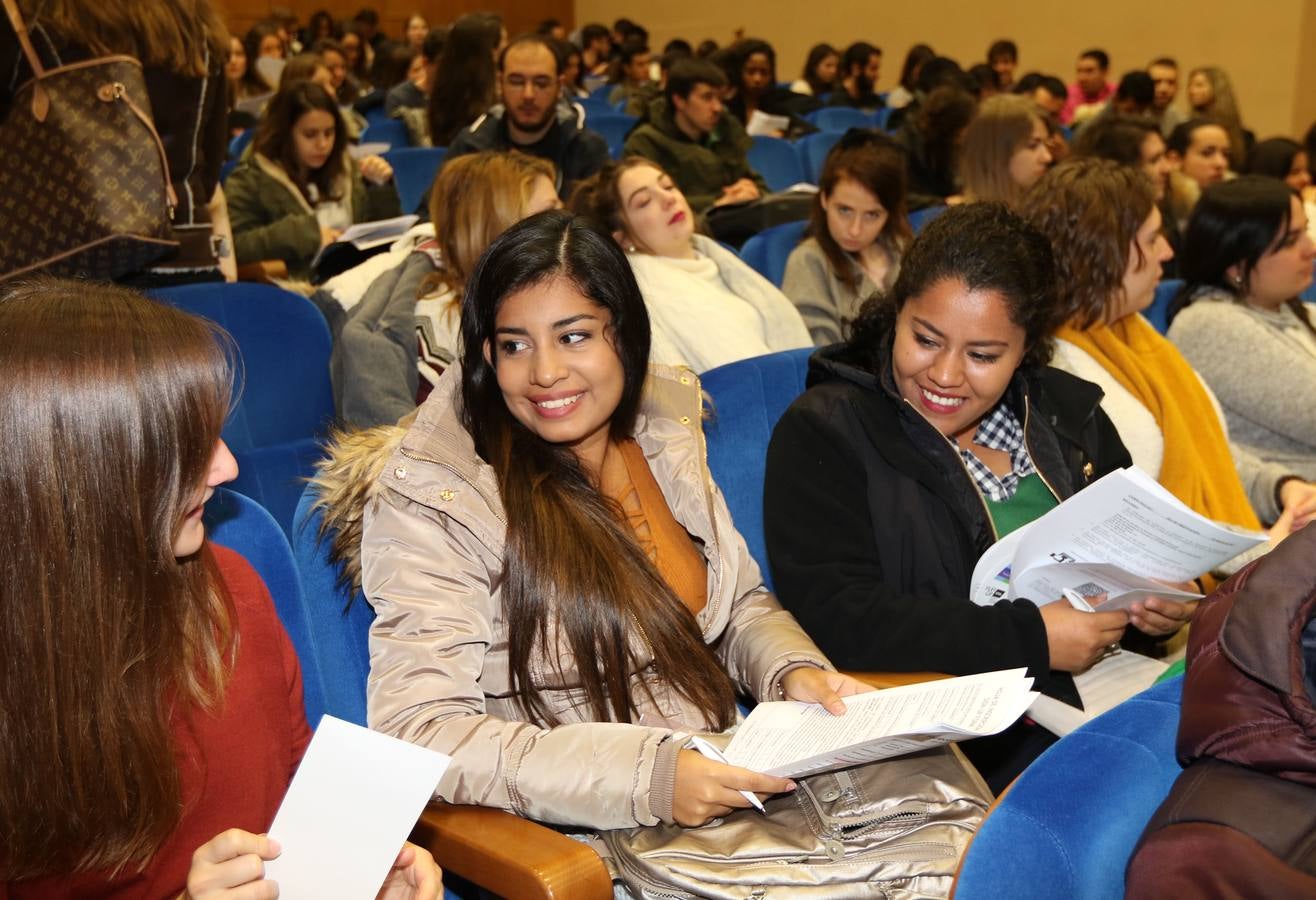 Acto de bienvenida a los alumnos extranjeros de la Universidad de Valladolid