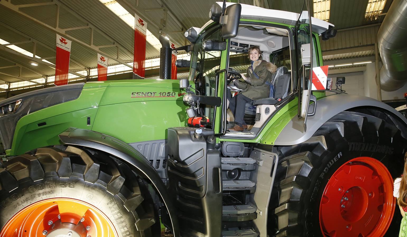 La ministra de Agricultura, Isabel García Terjerina, inaugura en Valladolid la Feria Agraria