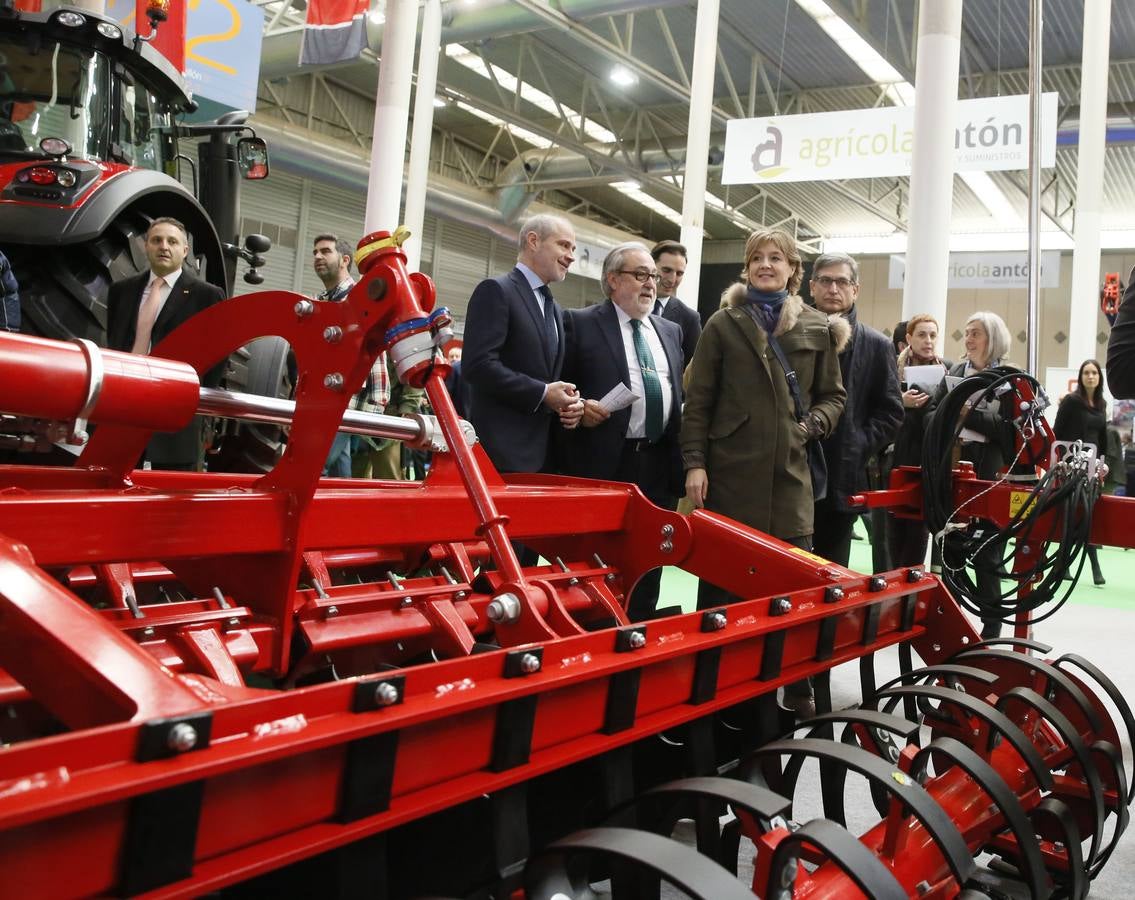 La ministra de Agricultura, Isabel García Terjerina, inaugura en Valladolid la Feria Agraria