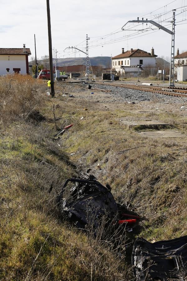 Paso a nivel de Monzón de Campos (Palencia) donde dos jóvenes fueron arrollados por un Alvia