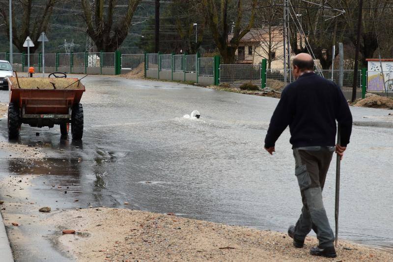 Inundaciones y destrozos del temporal en la estación del Espinar (Segovia)