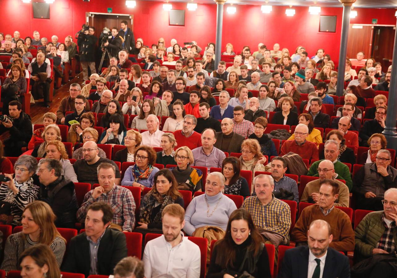 Vicente Vallés analiza la figura de Donald Trump en el Aula de Cultura de El Norte de Castilla