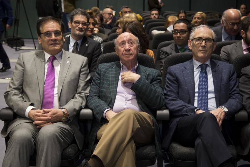 Entrega del Premio UEMC al Personaje Público de Castilla y León que mejor comunica: José María Pérez &#039;Peridis&#039;