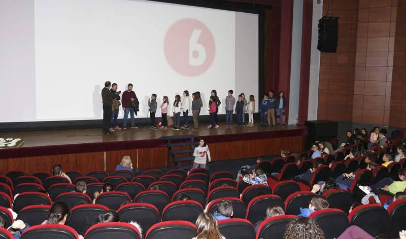 Escolares asisten a las proyecciones de la sección &#039;Cine y Escuela&#039; de la Muestra de Cine de Palencia