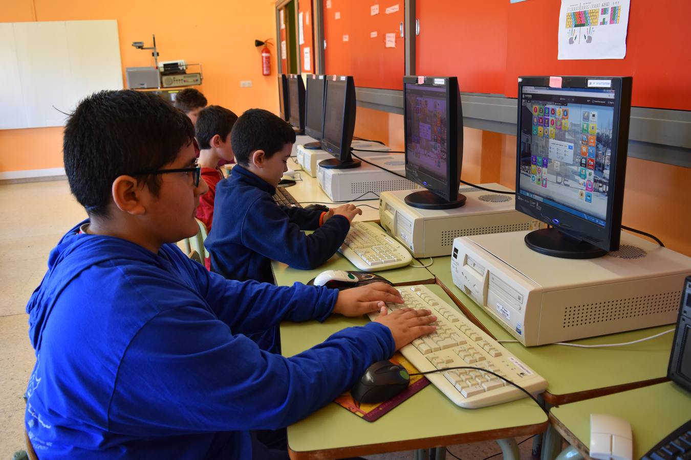 Las nuevas tecnologías invaden las aulas del Colegio público Castilla y León de Aguilar de Campoo