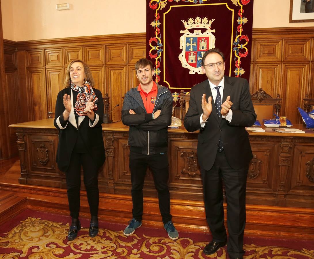 Palencia felicita a su campeón