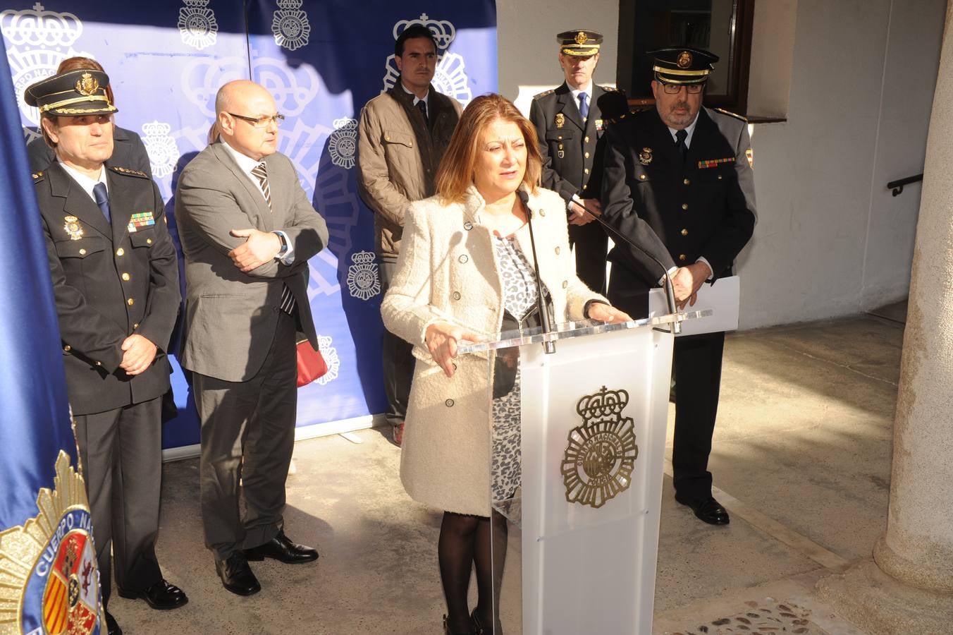 Inauguración de la exposición conmemorativa del 115 aniversario de la Policía Nacional de Medina del Campo