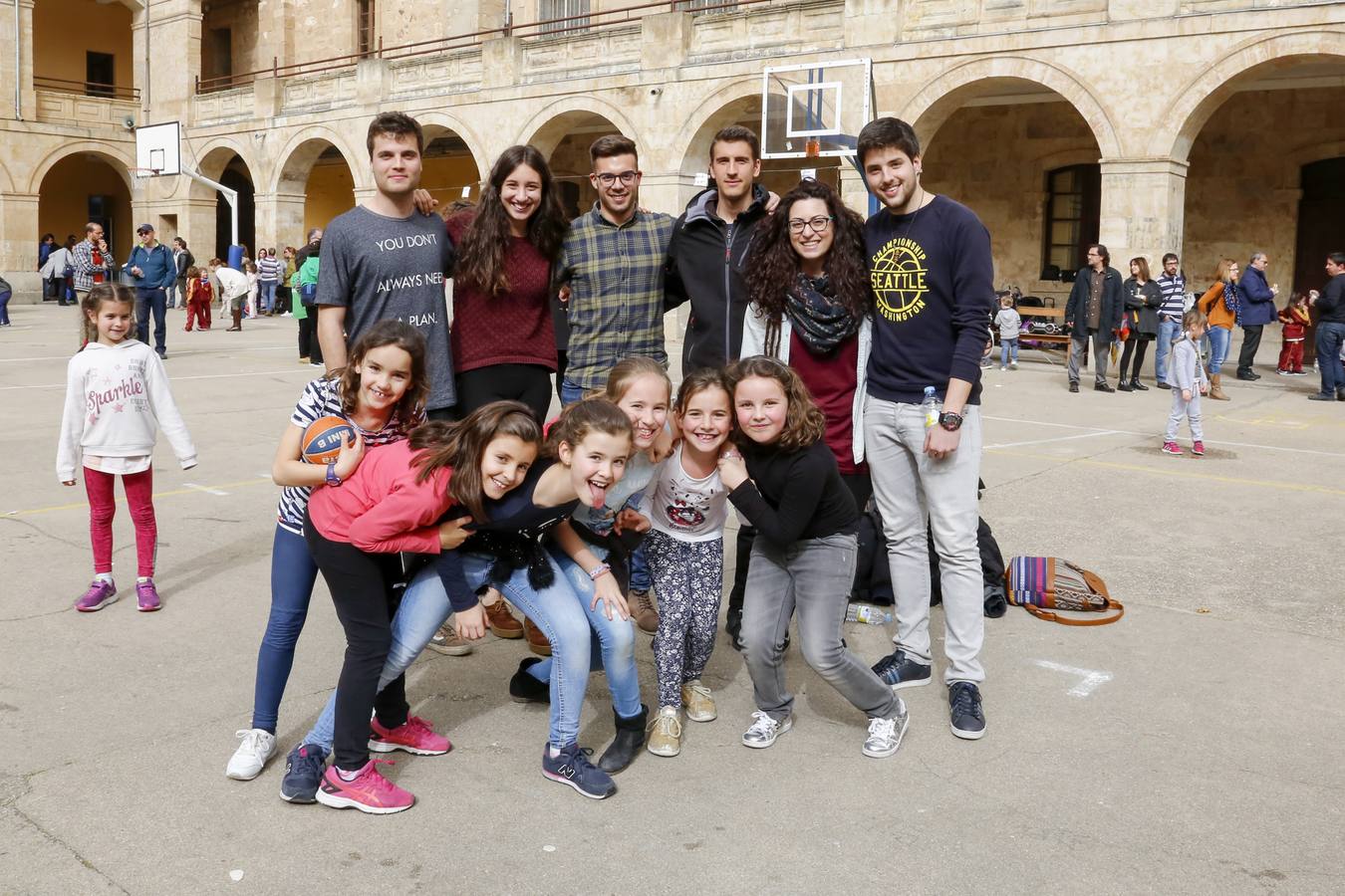 Bocata solidario de Manos Unidas en Salamanca