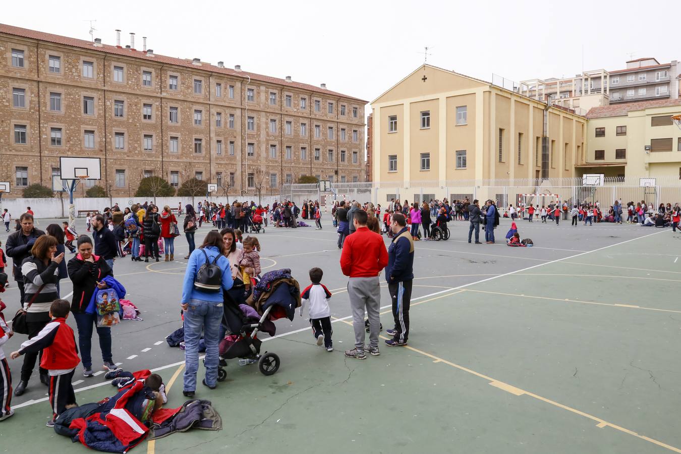 Bocata solidario de Manos Unidas en Salamanca