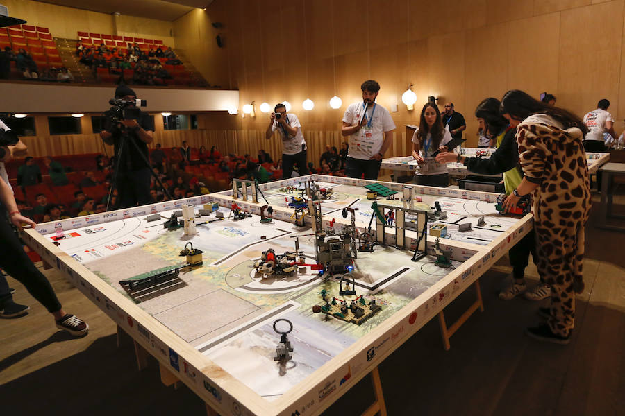 La First Lego League llega a la Universidad de Salamanca