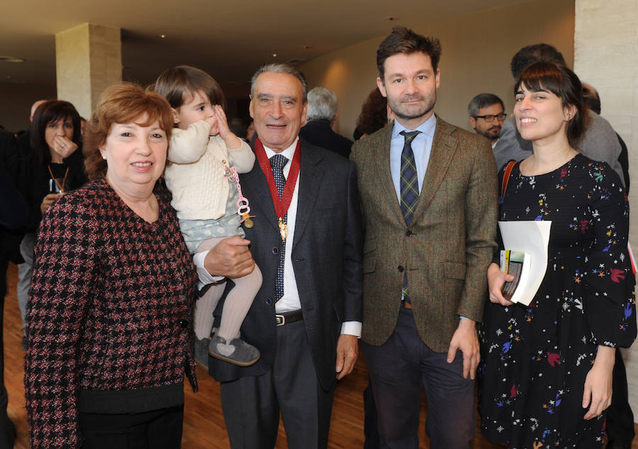 Entrega de medallas en las Cortes de Castilla y León