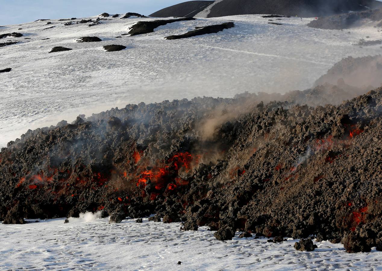 La espectacular erupción del volcán Etna