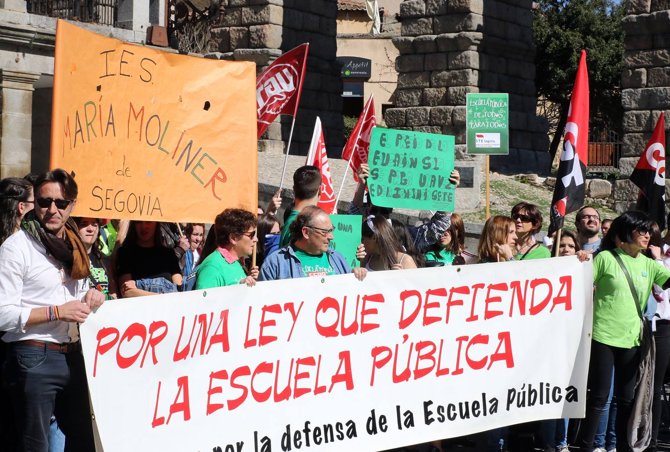 Segovia apoya la huelga en Educación