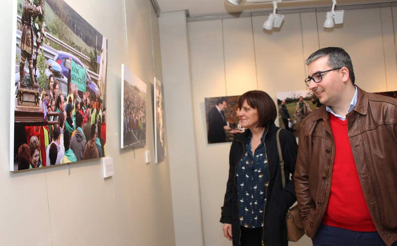 Inauguración de la exposición &#039;Un año en imágenes 2016&#039; de Palencia (1/2)