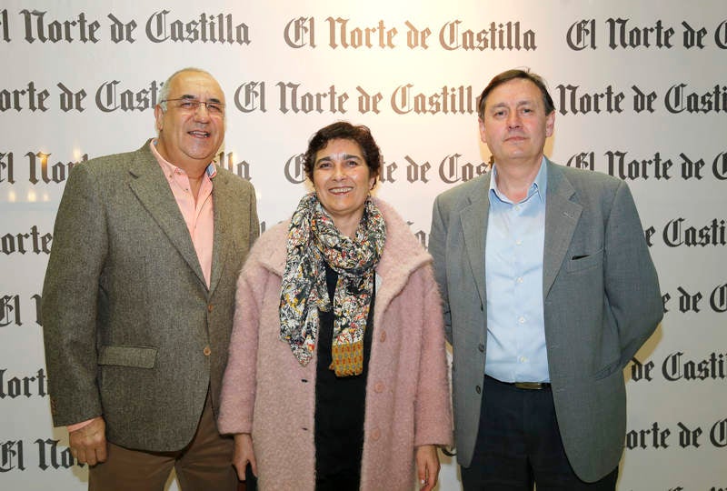 Agustín Martínez y Concha González (Aserpam), y Jesús Mediavilla (Brañosera).