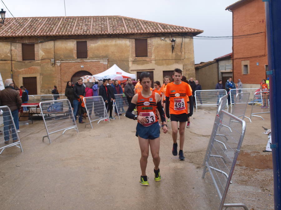 Primera prueba del circuito de las Cinco Leguas en Benafarces (Valladolid)