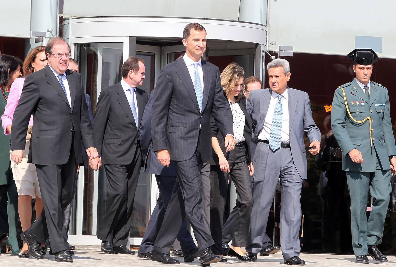 17.10.11 Los principes de Asturias, Don Felipe y Doña Letizia, en la inauguración de la Fundación Miguel Delibes.