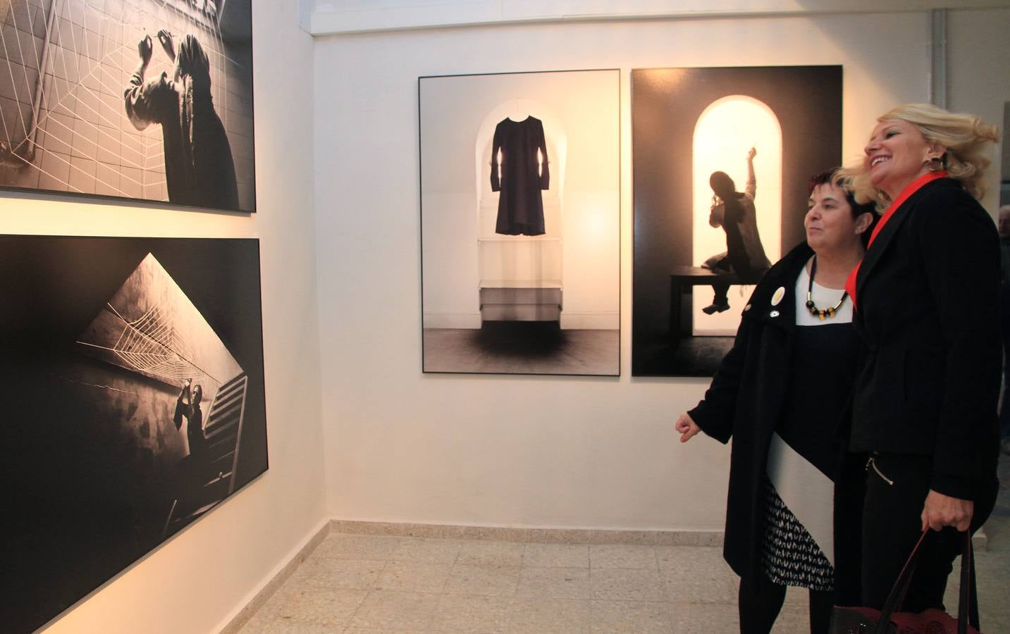 Las salas de La Cárcel Centro de Creación de Segovia inaugura las exposiciones &#039;Miradas paralelas. Irán-España: fotógrafos en el espejo&#039; y &#039;Aliadas&#039;