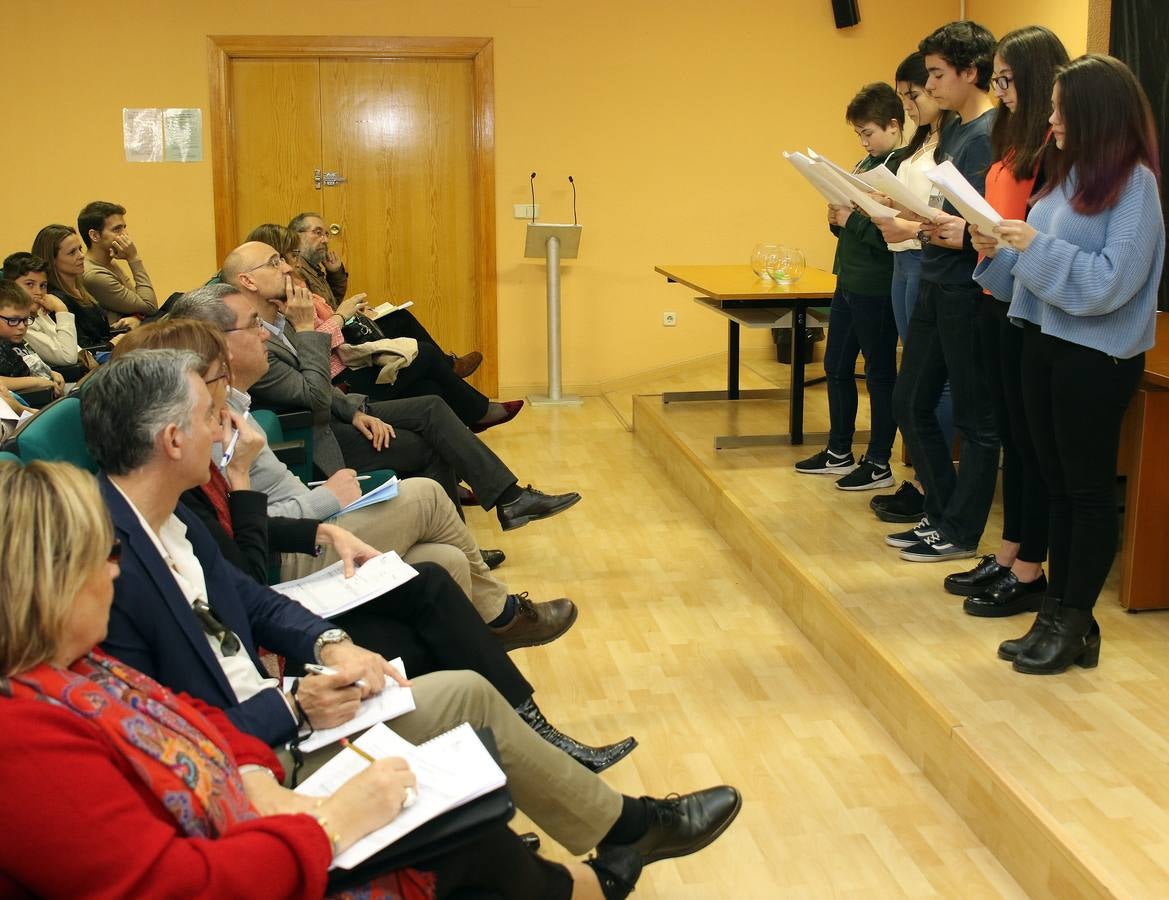 Semifinal del primer Certamen de Lectura en Público celebrada en Segovia