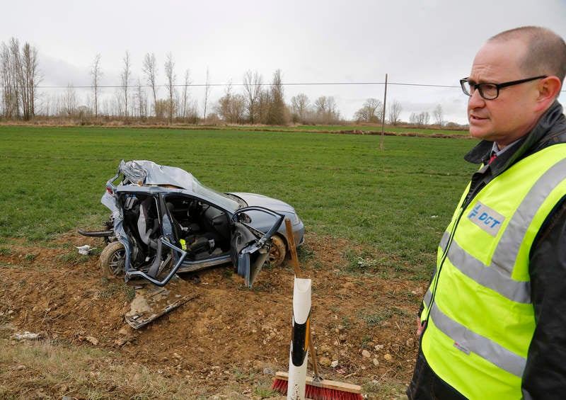 Tres miembros de una familia fallecen en un accidente en Villaturde (Palencia)