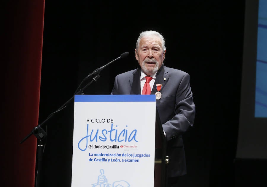 Entrega de la Orden de San Raimundo a Zenón García