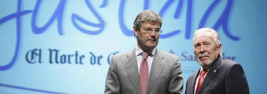 Entrega de la Orden de San Raimundo a Zenón García