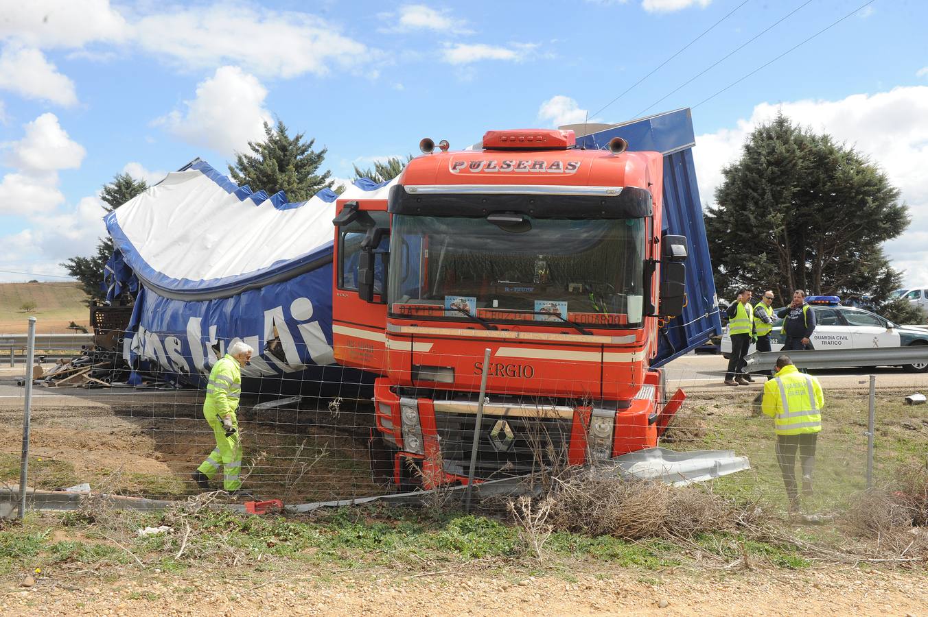 Accidente de tráfico en la A-6, a la altura de la localidad vallisoletana de Rueda