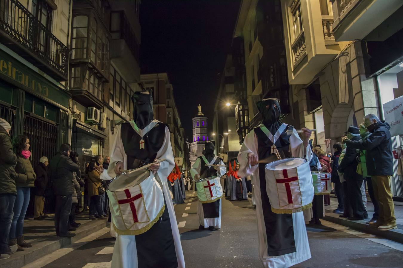 Cofradía de Nuestro Padre Jesús Resucitado, María Santísima de la Alegría y las Lágrimas de San Pedro de Valladolid