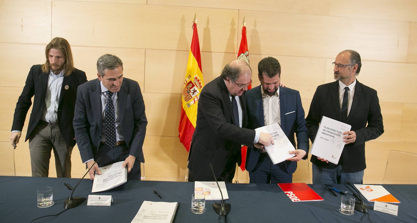 Firma del pacto por la reindustrialización de Castilla y León